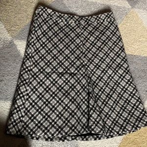 Women’s LOFT Skirt